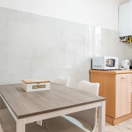 Apartment Pantera Re Di *